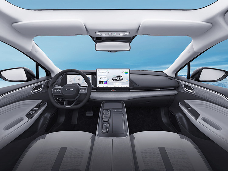 Aion S Plus Chinese Electric Taxi 510-610KM For Online Car Hailing