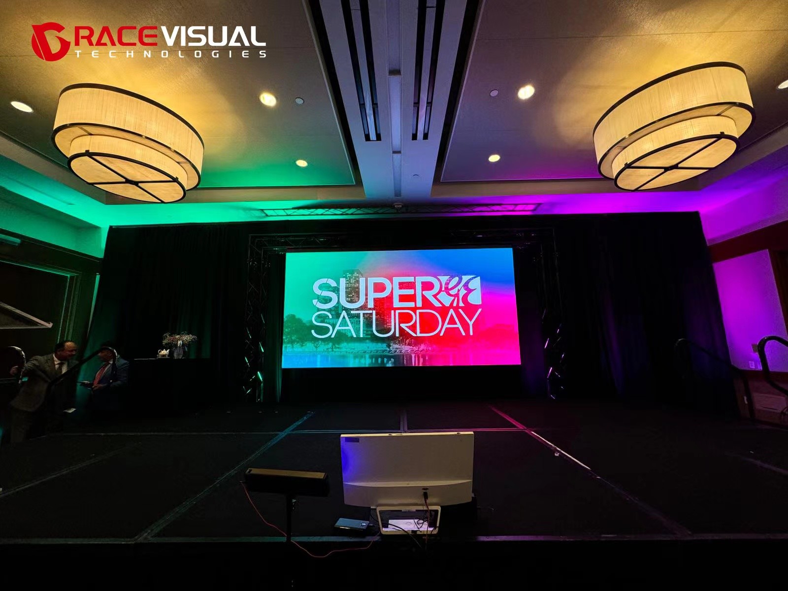7680HZ P2.9 Indoor Full Color Led Screen For Events 500mmx1000mm Cabinet Size IP40 Rating