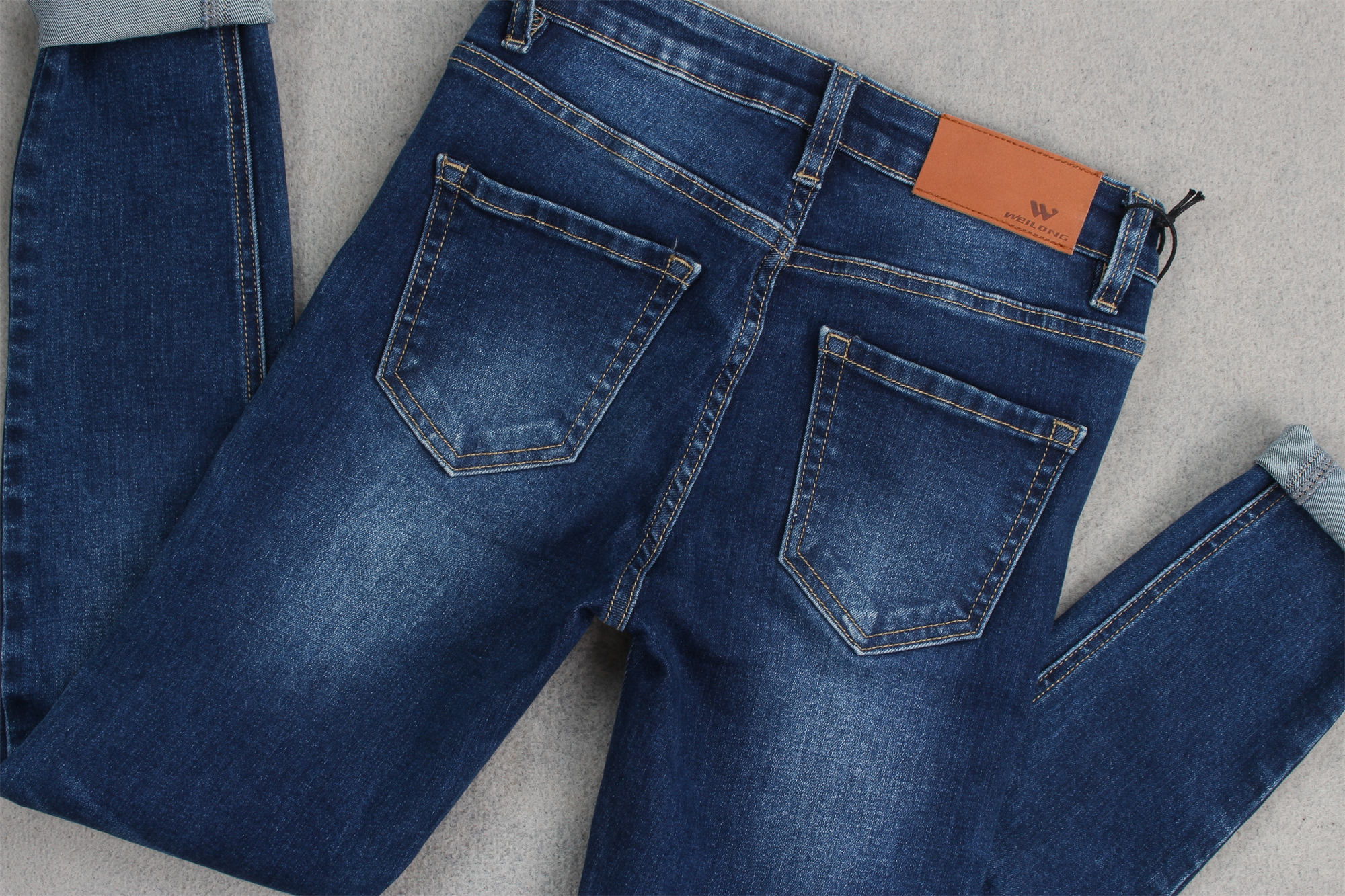 10.3 Ounce Stretch 58 59" width 10 Oz Denim Fabric For Lady Skinny Jeans
