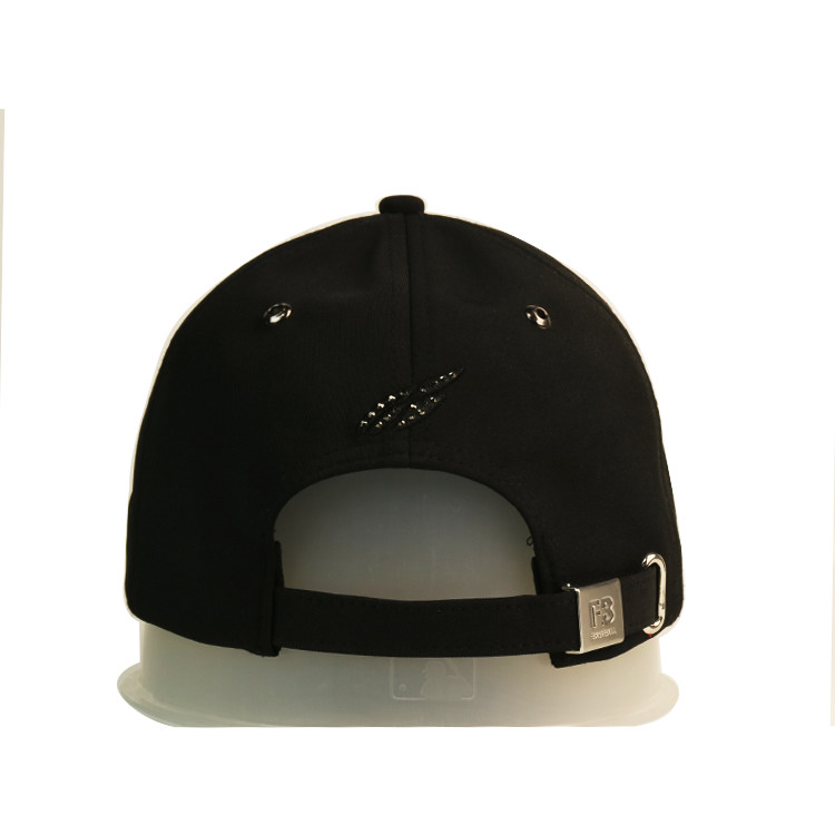 OEM ODM Fashion Rhinestone Baseball Cap , Black Constructed Baseball Hat Metal Buckle