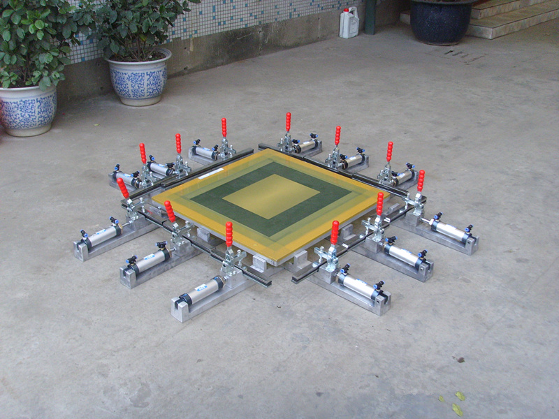 Screen printing mesh stretcher