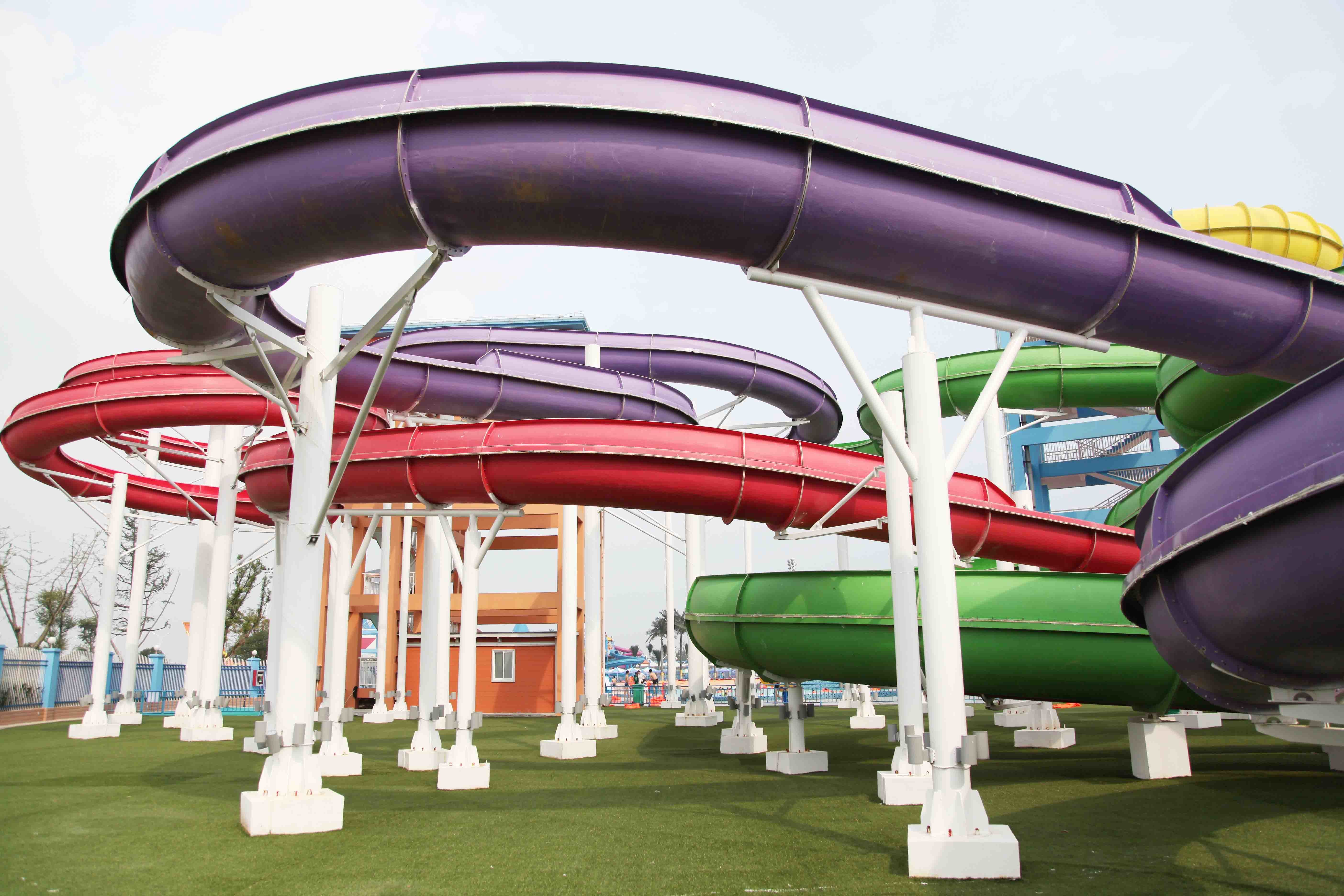 Funny FPR Water Slide Games Double Open And Close Cool Water Slides for Water Park