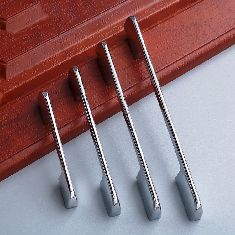 OEM ODM Silver Zinc Alloy Handles 160mm For Cabinet And Closet