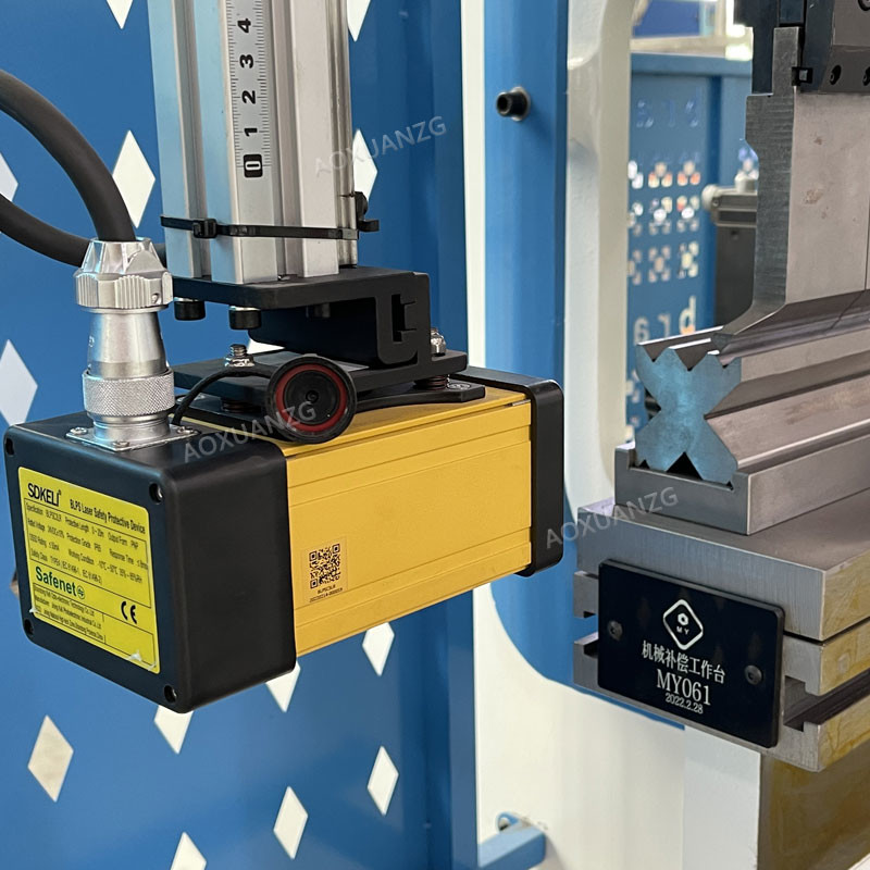 Hydraulic CNC Press Brake Machine WE67Y DA66T 8+1 Axis