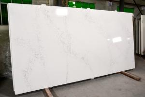 Buy cheap High Glass White Color Calacatta Quartz Stone With Nsf Sgs For Kitchen Top product