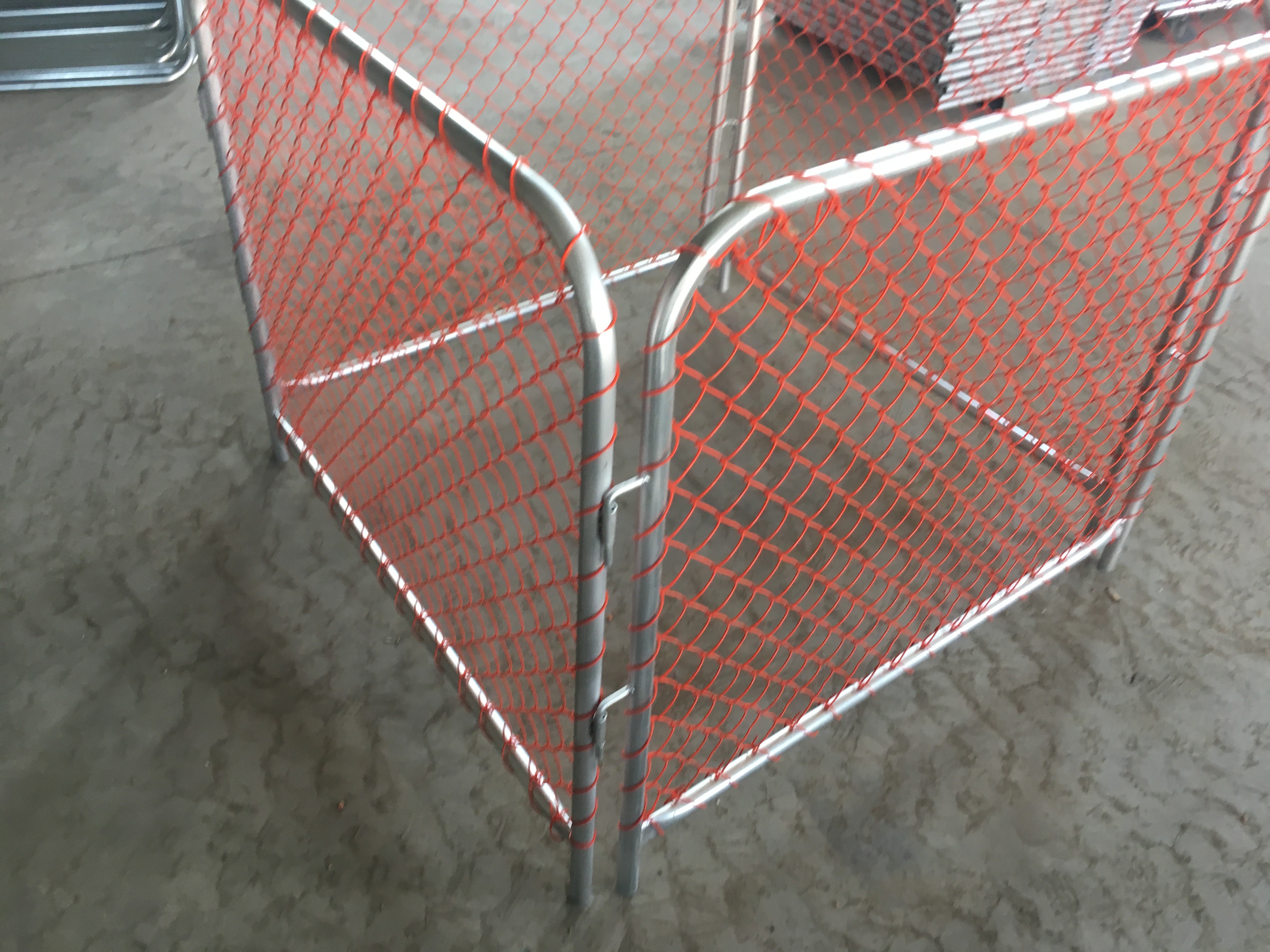 Hot sale rubbish cage for australia market 1800mm x 1500mm x 1500mm made in china