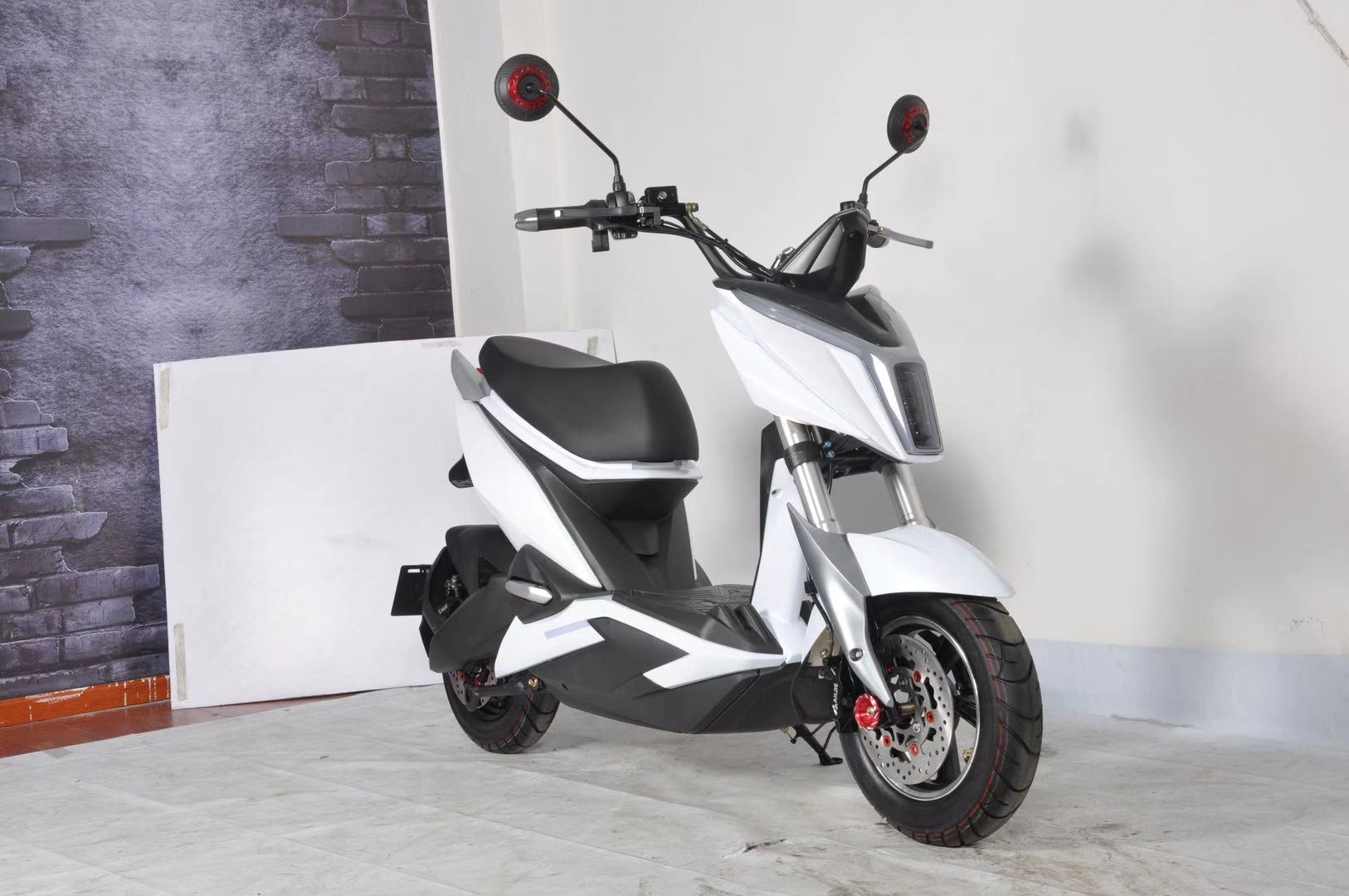 City Coco Harley 60v Electric Scooter 1500w 3000w 20AH/28AH Lithuim Battery Lead Acid