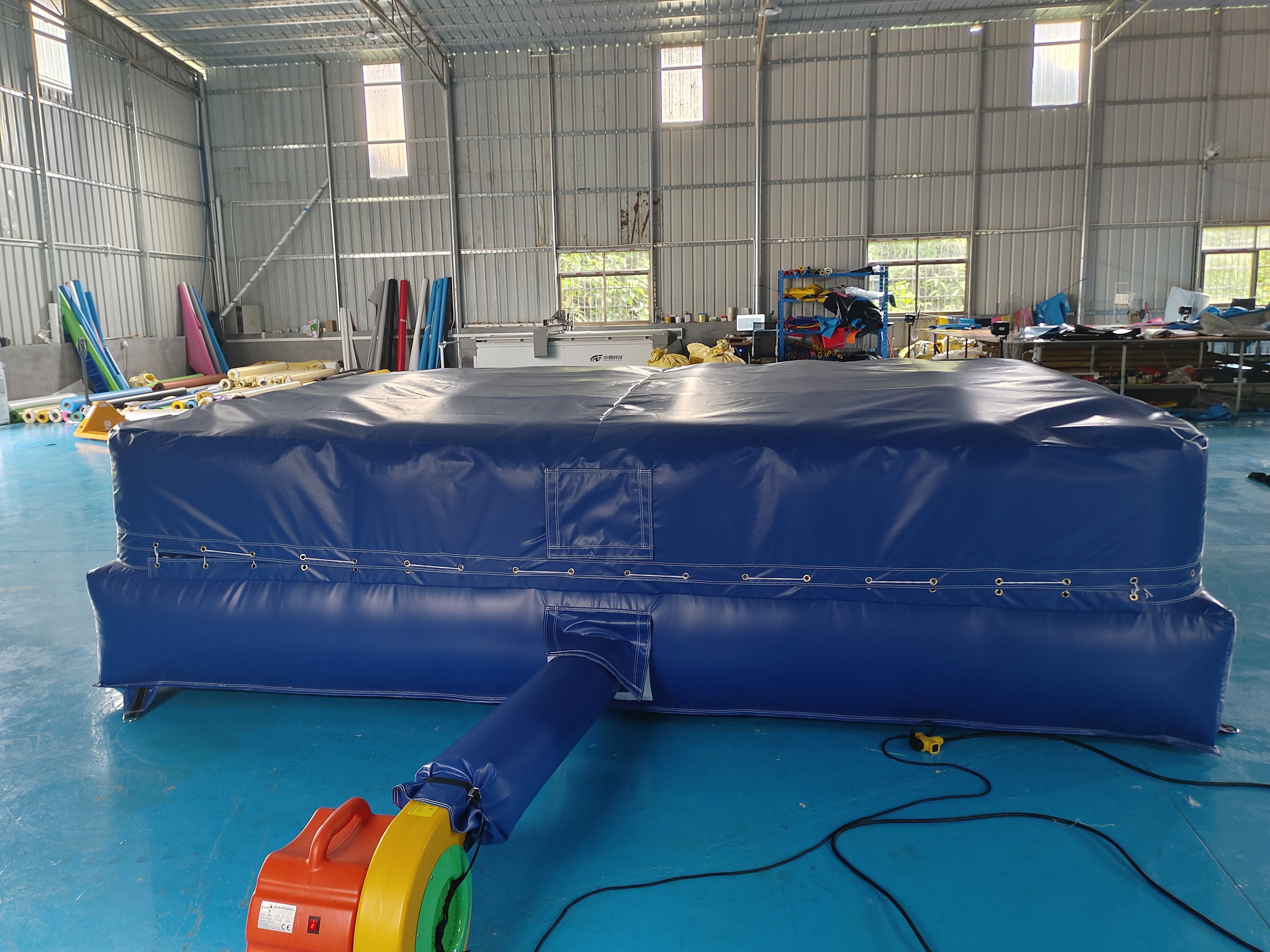Commercial 0.55mm PVC Tarpaulin Inflatable Sport Game Inflatable Obstacle Course Game For Event