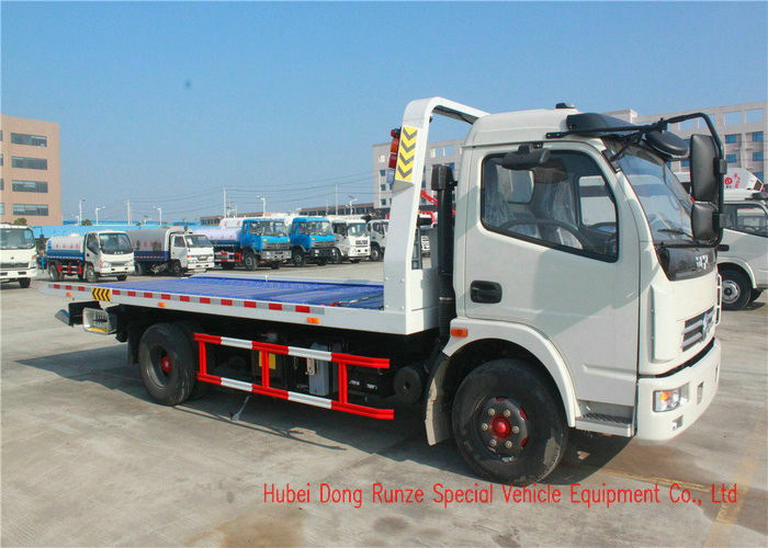 DFAC Light Duty Breakdown Recovery Truck With Power Steering Hydraulic Control