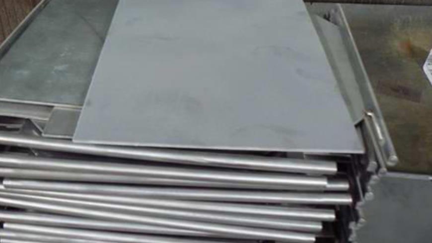 Galvanized Welded Steel Pipe ASTM DIN GB JIS Seamless Coated Pipe for Custom Length Services