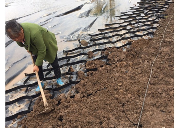 Slope Stabilization Geocell Confinement System Thickness 1.1mm - 1.6mm