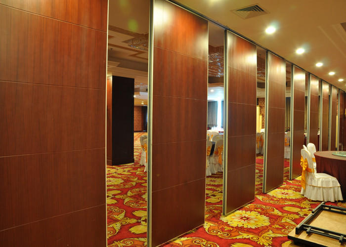 Operable Melamine Folding Partition Walls