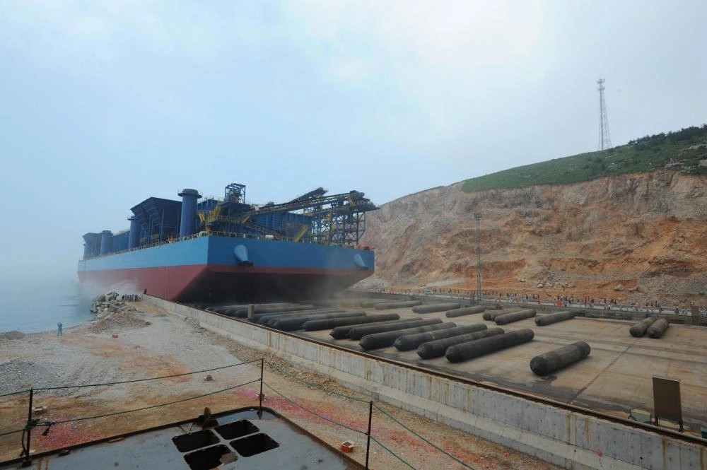 ISO14409 Heavy Lifting Ship Launching Airbags 7layers 1.5*15m