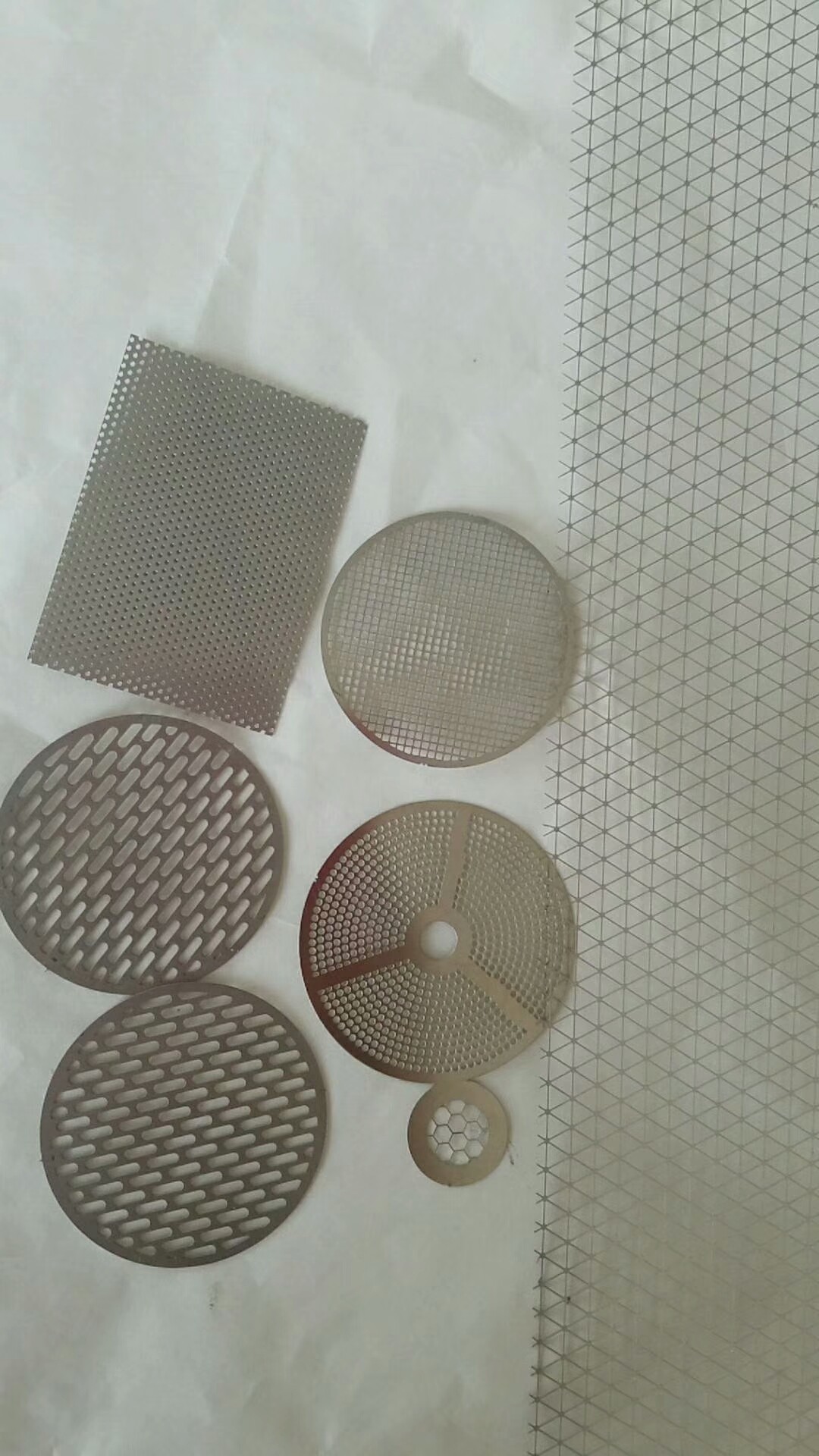 Customized Design Stainless Steel Round Hole Hexagonal Hole Perforated Sheet For Speaker Box