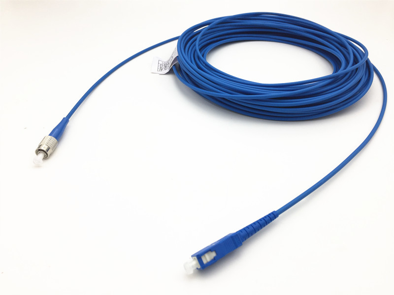 Indoor Rugged Armored Fiber Patch Cords Stainless Steel SC-FC Single Mode simplex