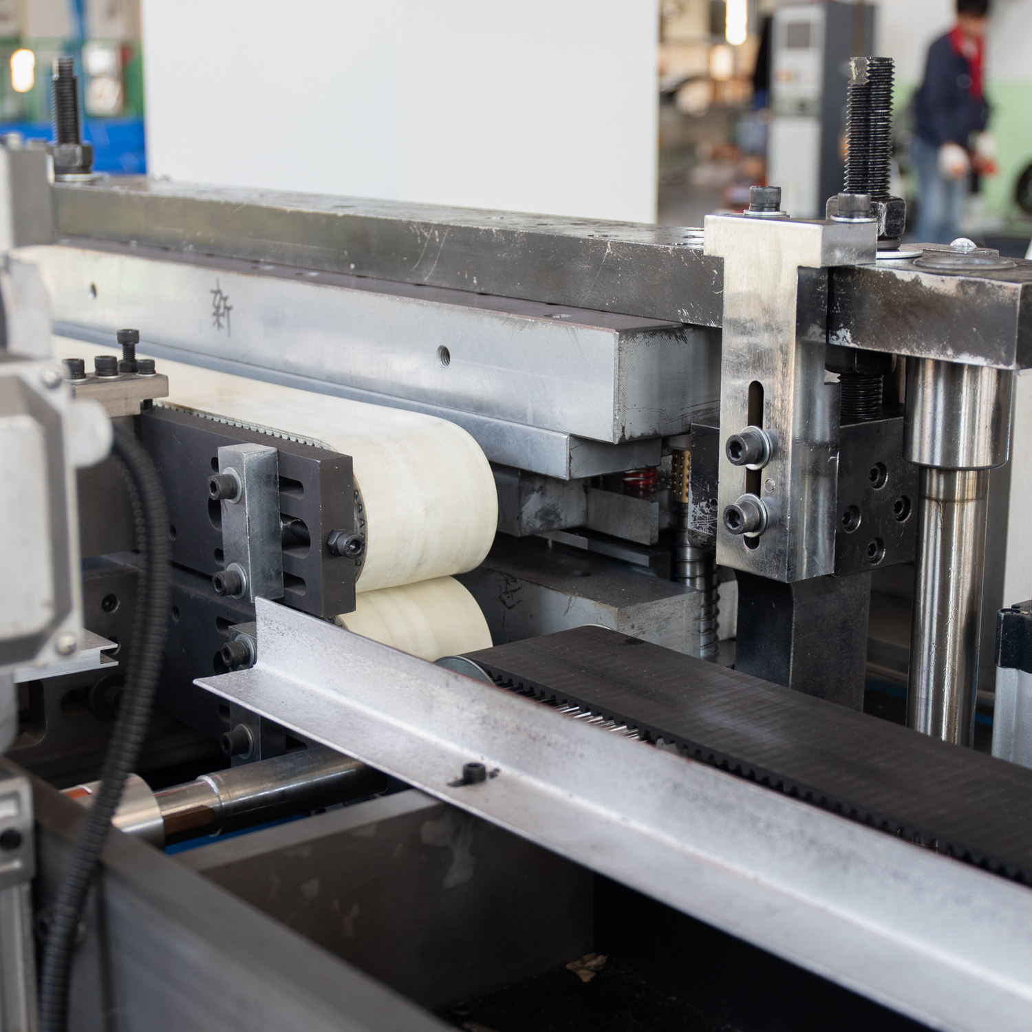 14kw Automatic Saw Blade Machine for Packaging Type case Manufactured by Professional