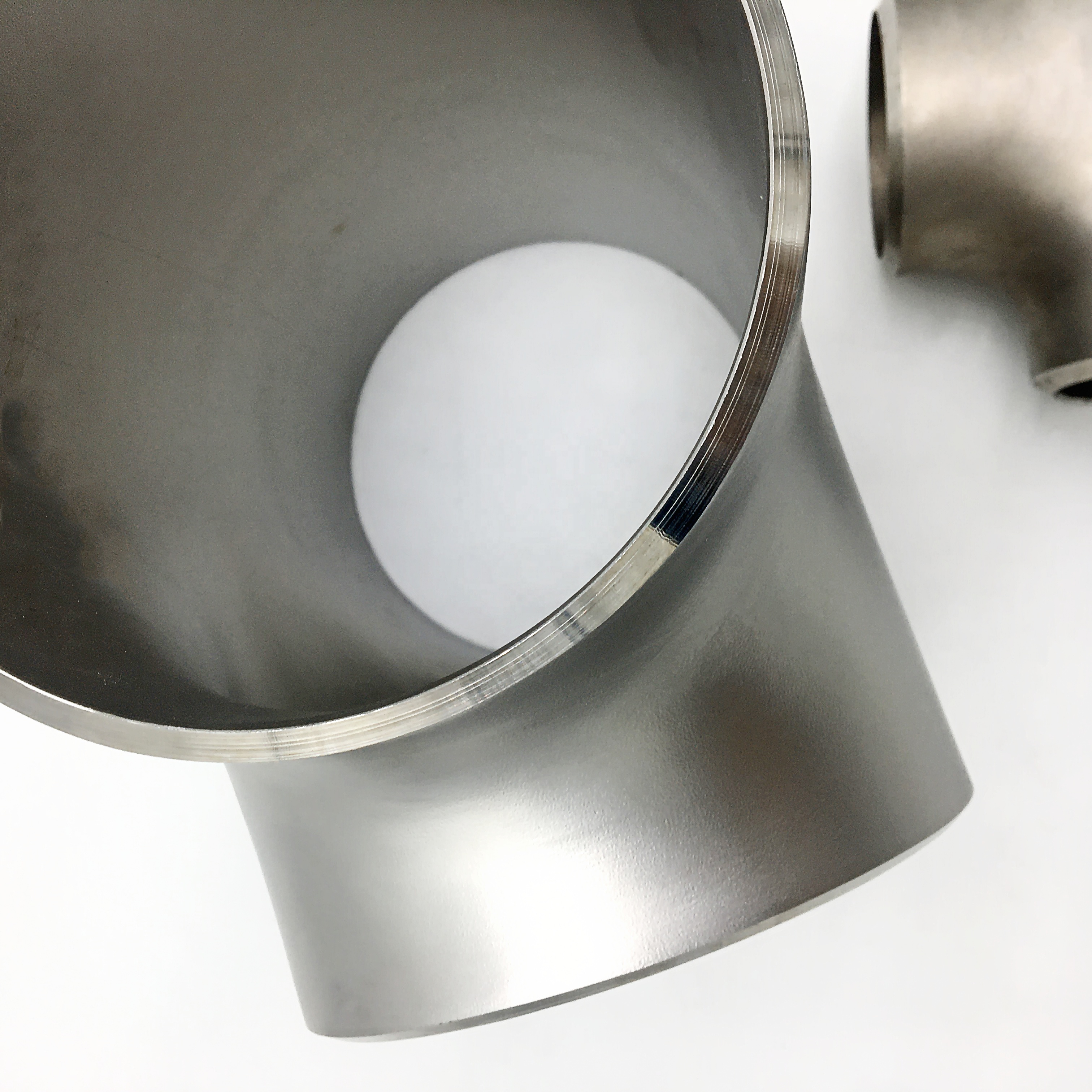 Ansi B16.9 Pipe Fittings Equal Tee Butt Welding SMLS TEE 1/4 Inch To 40 Inch Rollingsand