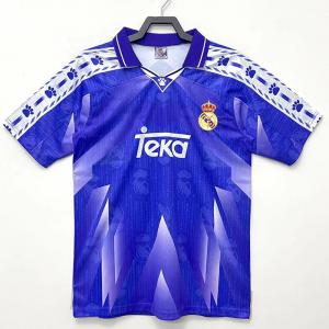 China Quick Dry Purple Retro Soccer Jerseys Polyester Classic Football Kits on sale