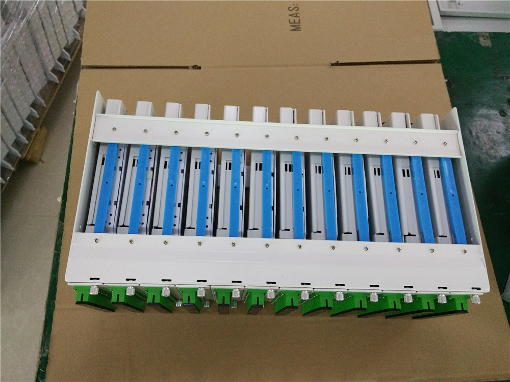 FONGKO Optic Distribution Frame ODF Fiber Panel 19'' 144 Cores OEM ODM