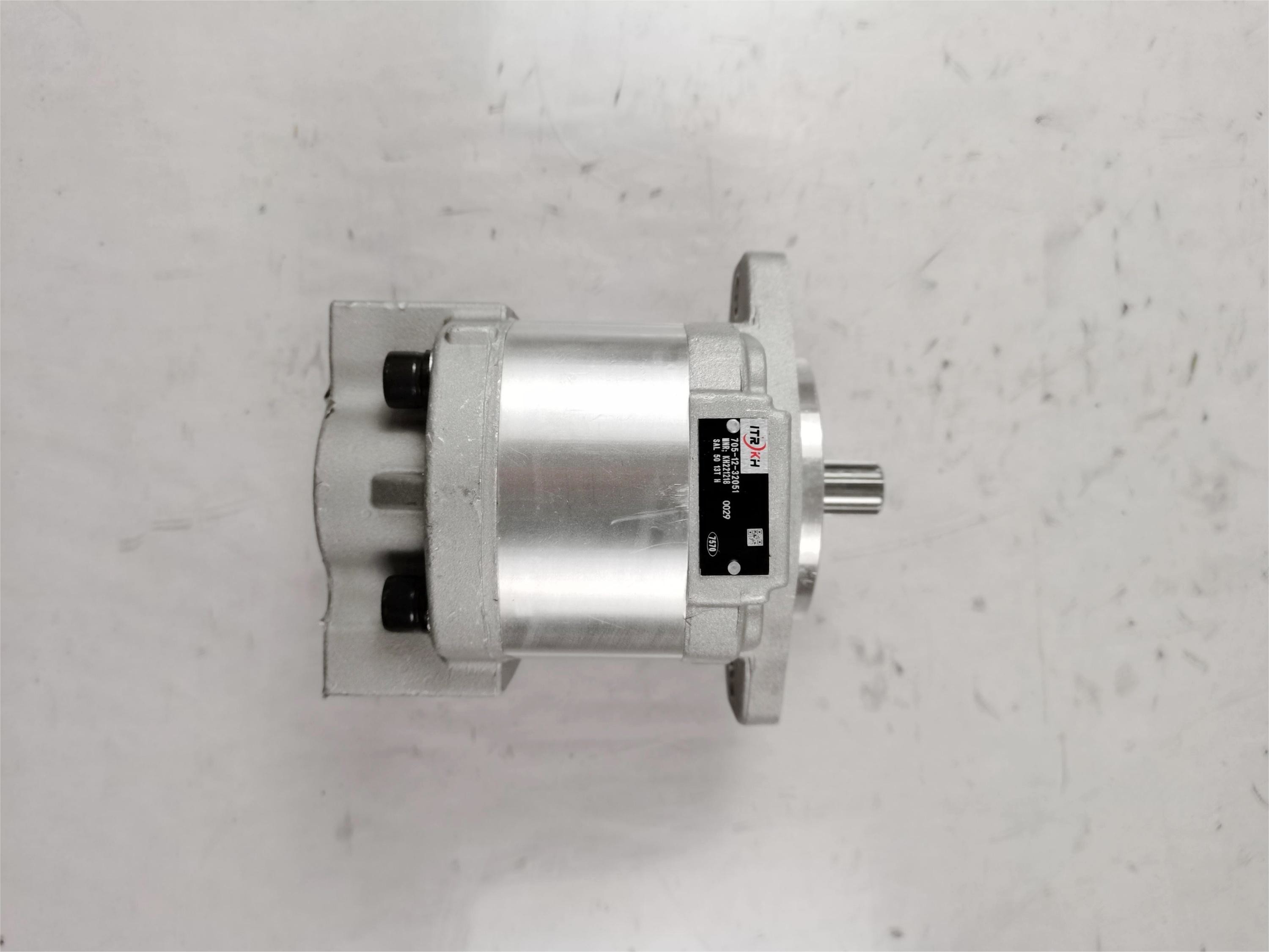 705-21-32051 Pump Assy Torqflow Komatsu Parts D85A D85C D85E D85P