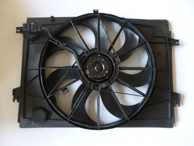 25380-1F552 25380-1F251 FAN Radiator For Hyundai Tucson Kia Sportage 6860001