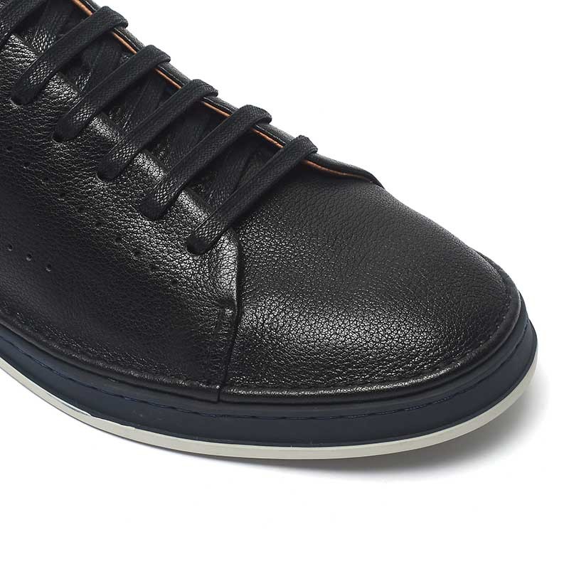Fashionable Spring Breathable Lace Up Leather Sneakers
