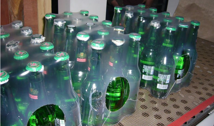 Automatic Capping 100KVA Glass Bottle Filling Machine For Liquid Drinks