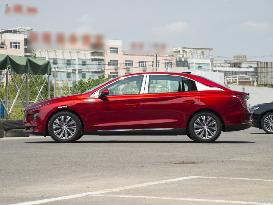 HongQi EQM5 Electric Sedan Car Long Range New Energy Vehicle 605KM 4 Door