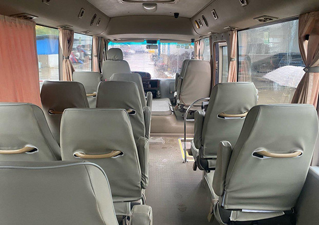 Second Hand Mini Used Yutong Bus City Travelling Passenger Customized