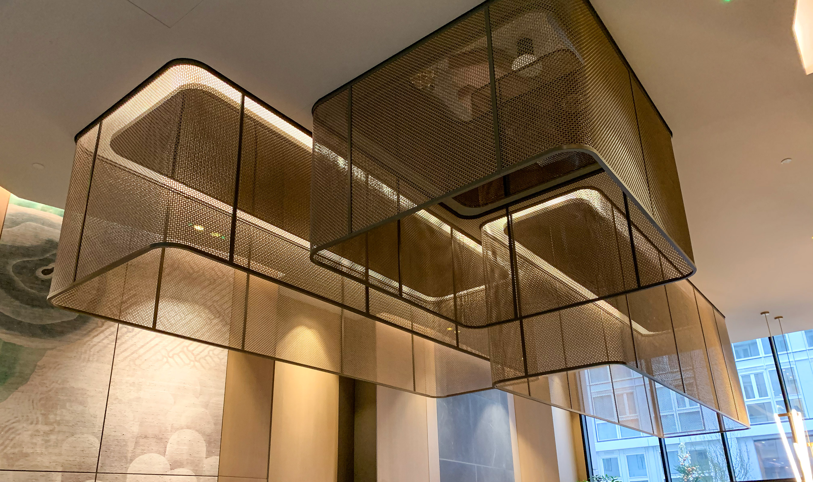 Architectural Woven Fabric Powder Vinyl Coated Three-dimensional Color Decorative Metal Mesh for Ceiling