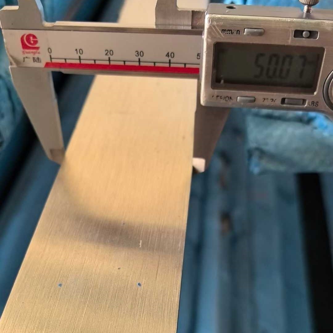 TP316L 1.4404 Hairline Brushed Stainless Steel Flat Bar For Stair Handrail AISI 316L Flat Bar