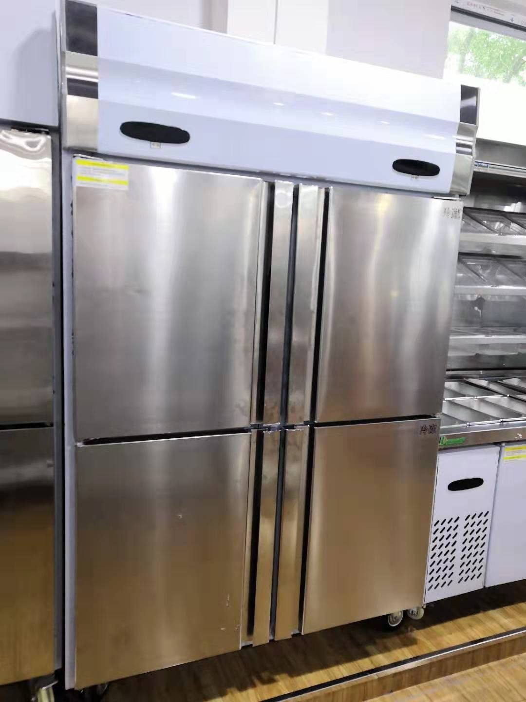 Kitchen Restaurant Commercial Upright Freezer With Two / Four / Six Doors