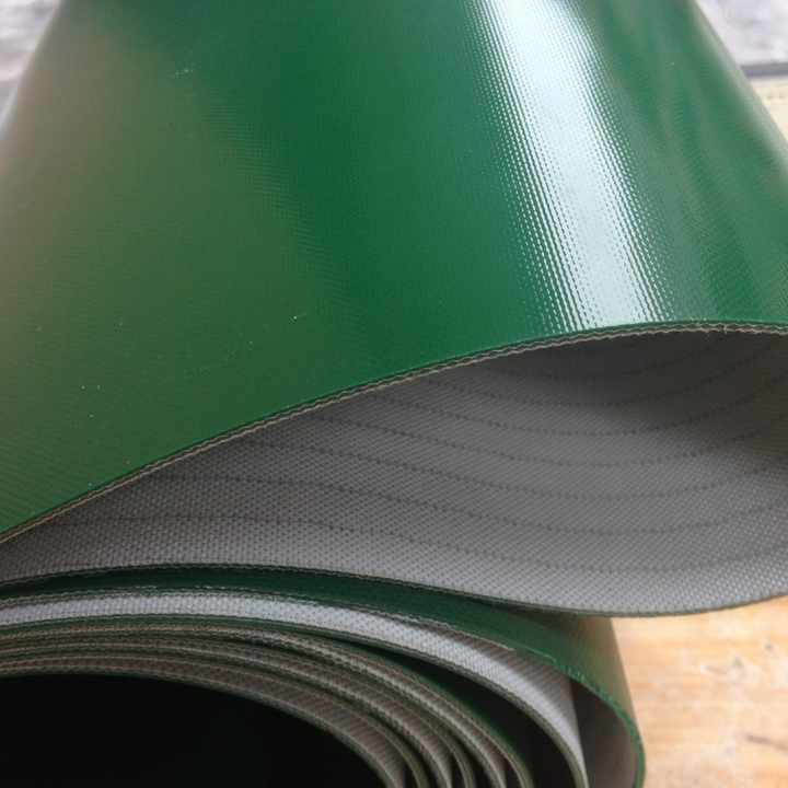 3 Layers PVC Belt 5000mm Length Green Light Conveyor Belt Weather Resistant For Food Industry