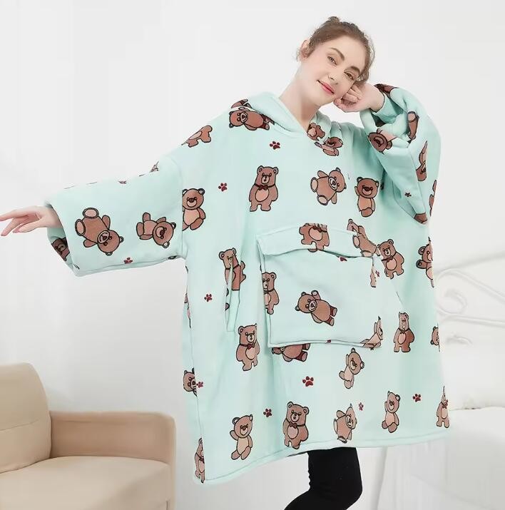100% Polyester Fleece Oversized Hooded Blankets Unisex Ultra Comfortable