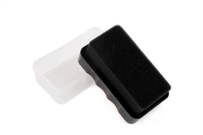 Shoe Shine Sponge Hanging Holes Supermarket Shelves Shining Shoes Care European Market Chinese Factory OEM Processing
