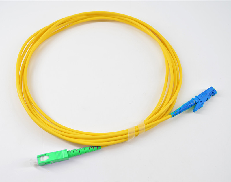 LSZH Jacketed Fiber Optical Patch Cord Simplex E2000 UPC/APC Fiber Jumper OS2 G657A