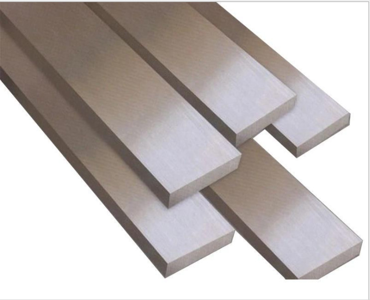 Hot Rolled SS 304 Flat Bar 304 Stainless Steel Flat Bar 4*50*6000mm