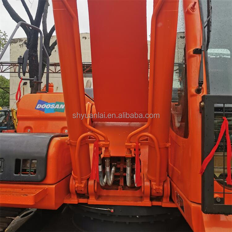 Original Hydraulic Pump DOOSAN DX300 Excavator Energy-saving and Suitable for Crushing