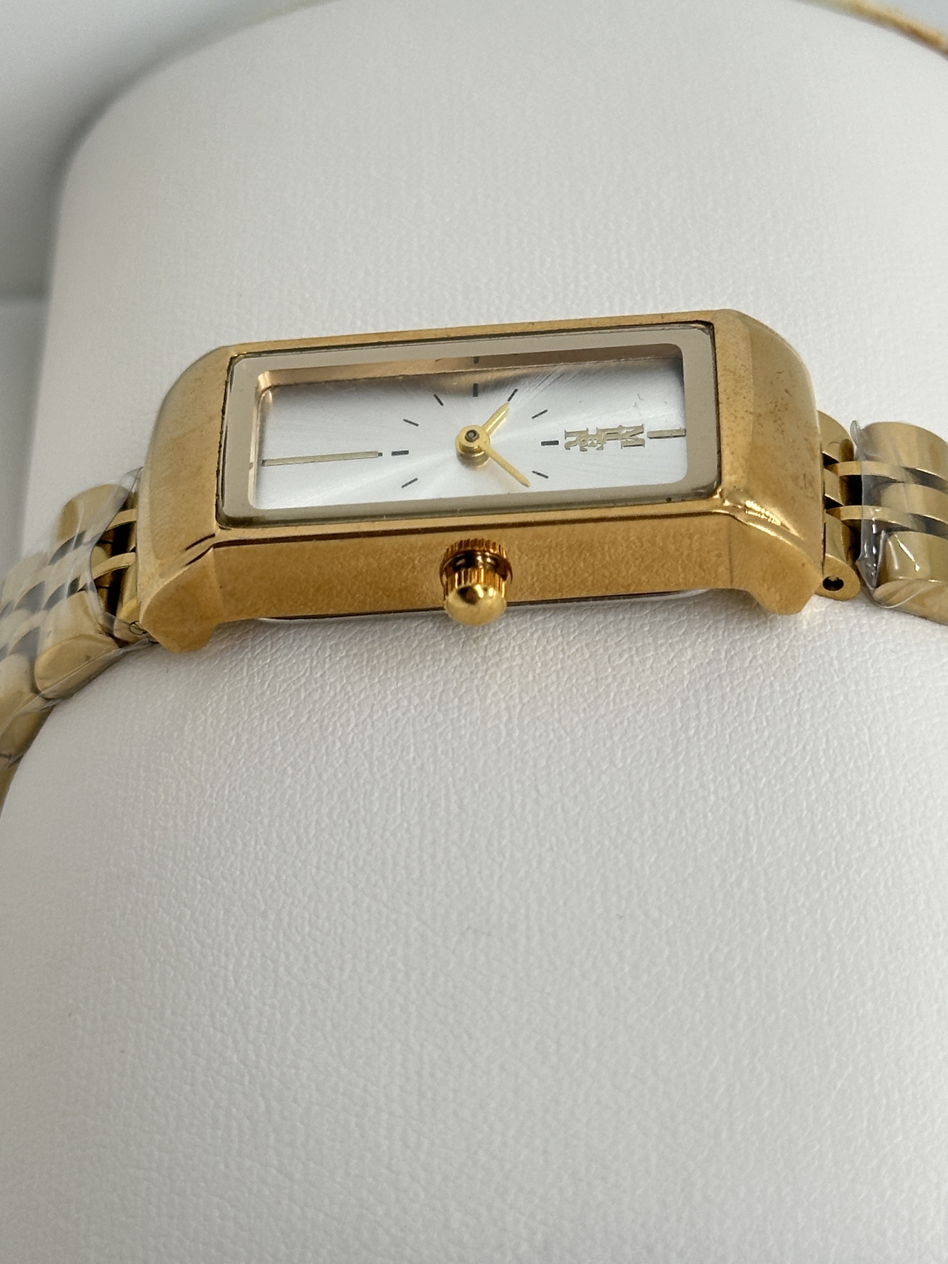 Fashion Scratch-Resistant and Water-Resistant Quartz Wrist Watch for Outdoor Activities
