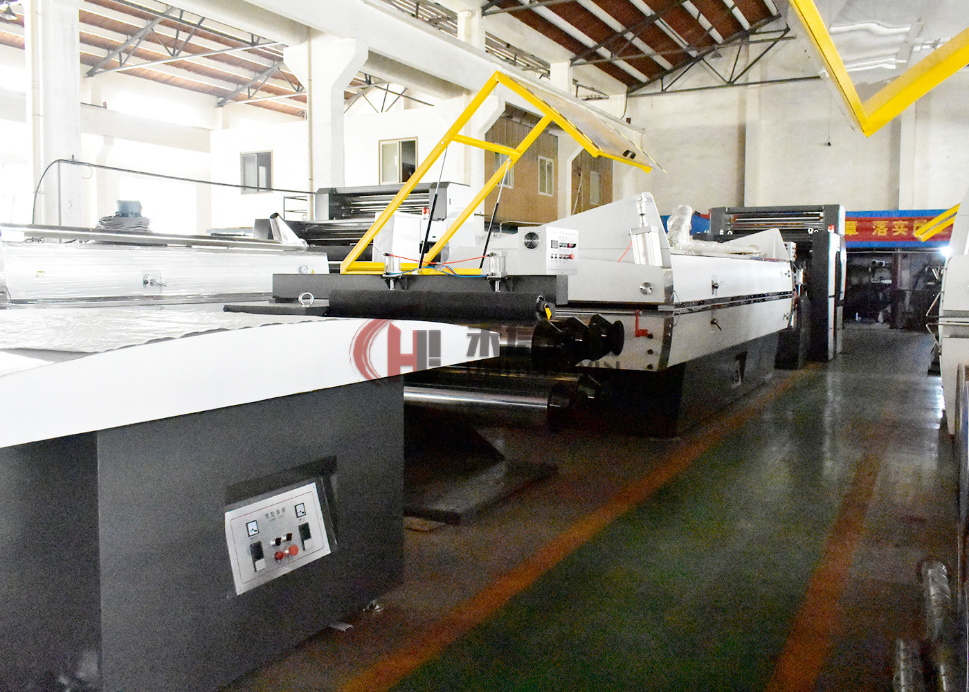 Poly Coating Woven Fabric Aluminium Foil Lamination Machine For Cloth Textile