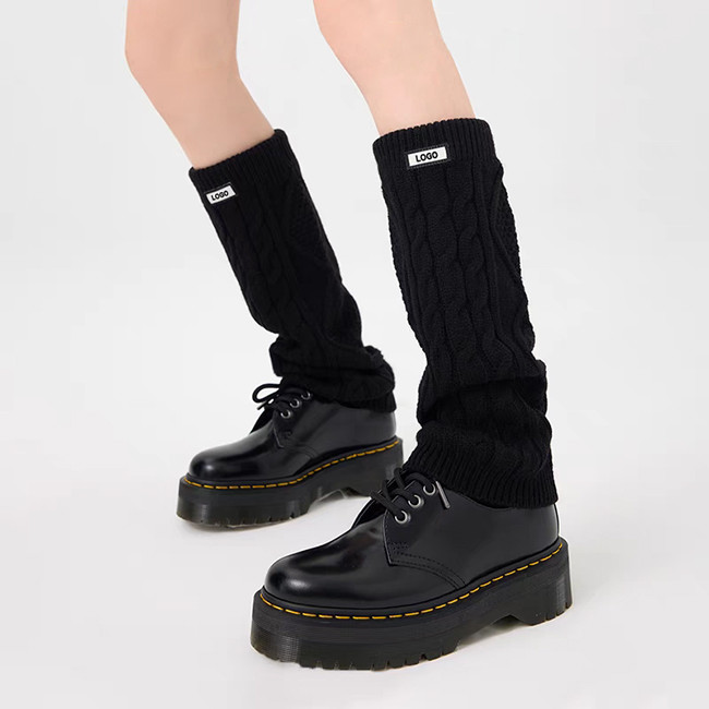 Winter Trendy Women Leg Warmers Woven Labels Cable Knit Leg Warmers Socks