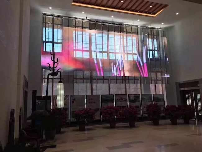 4k Slim Advertising Transparent Glass LED Screen High Definition 1