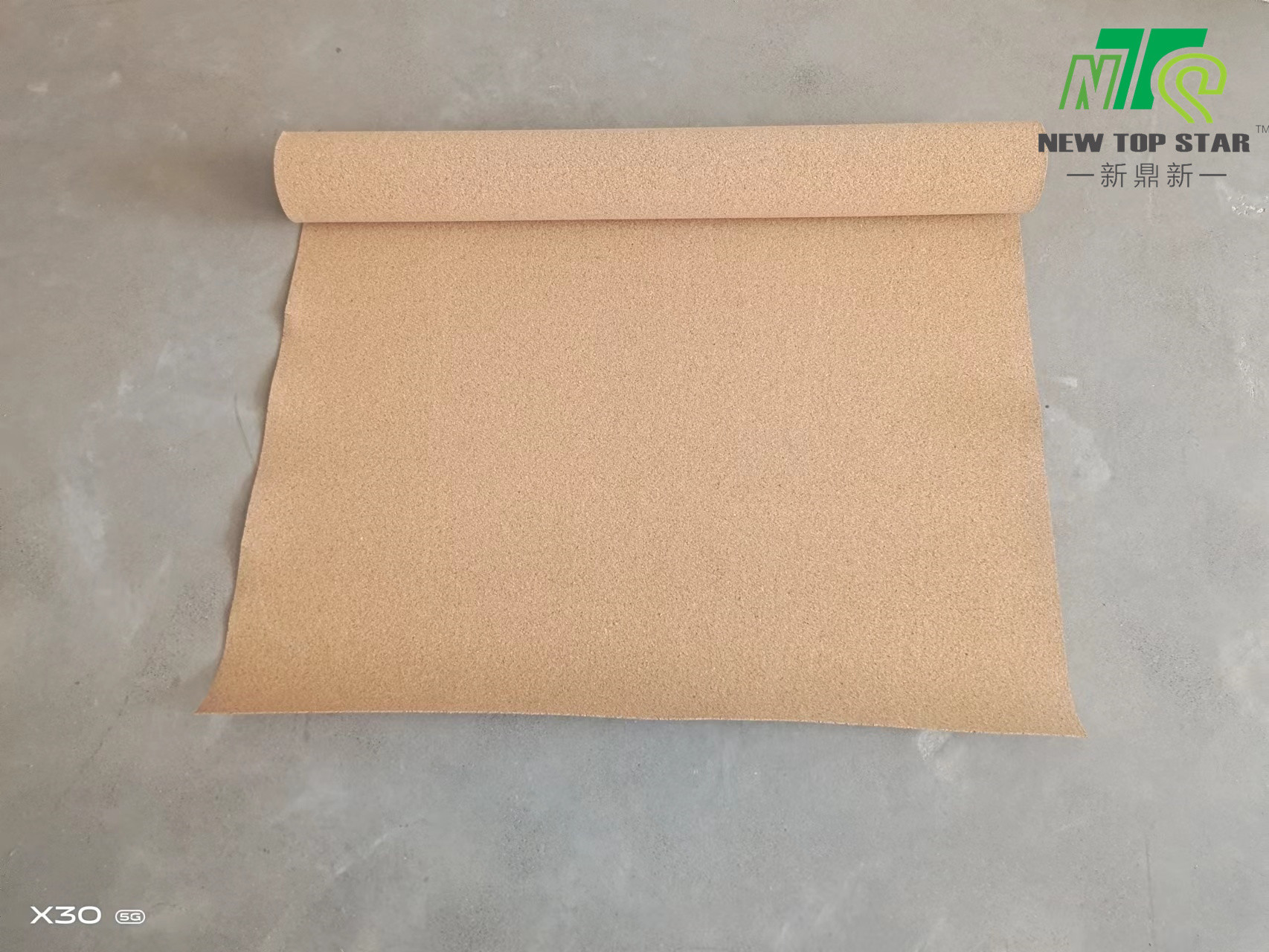 1mm Thick Eco Cork Underlayment Soundproofing 220kg/Cbm For PVC Flooring