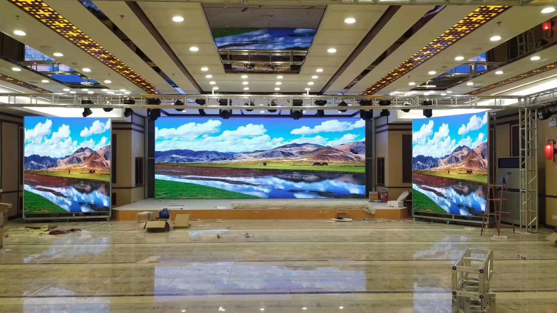 Best selling quality Indoor P2.5 led screen stage for video and advertising