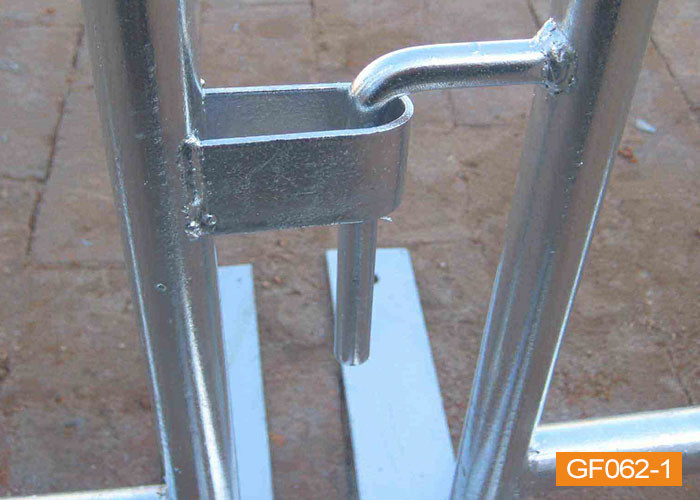 ISO14001 hot dip galvanized Crowd Barrier Fence for Construction