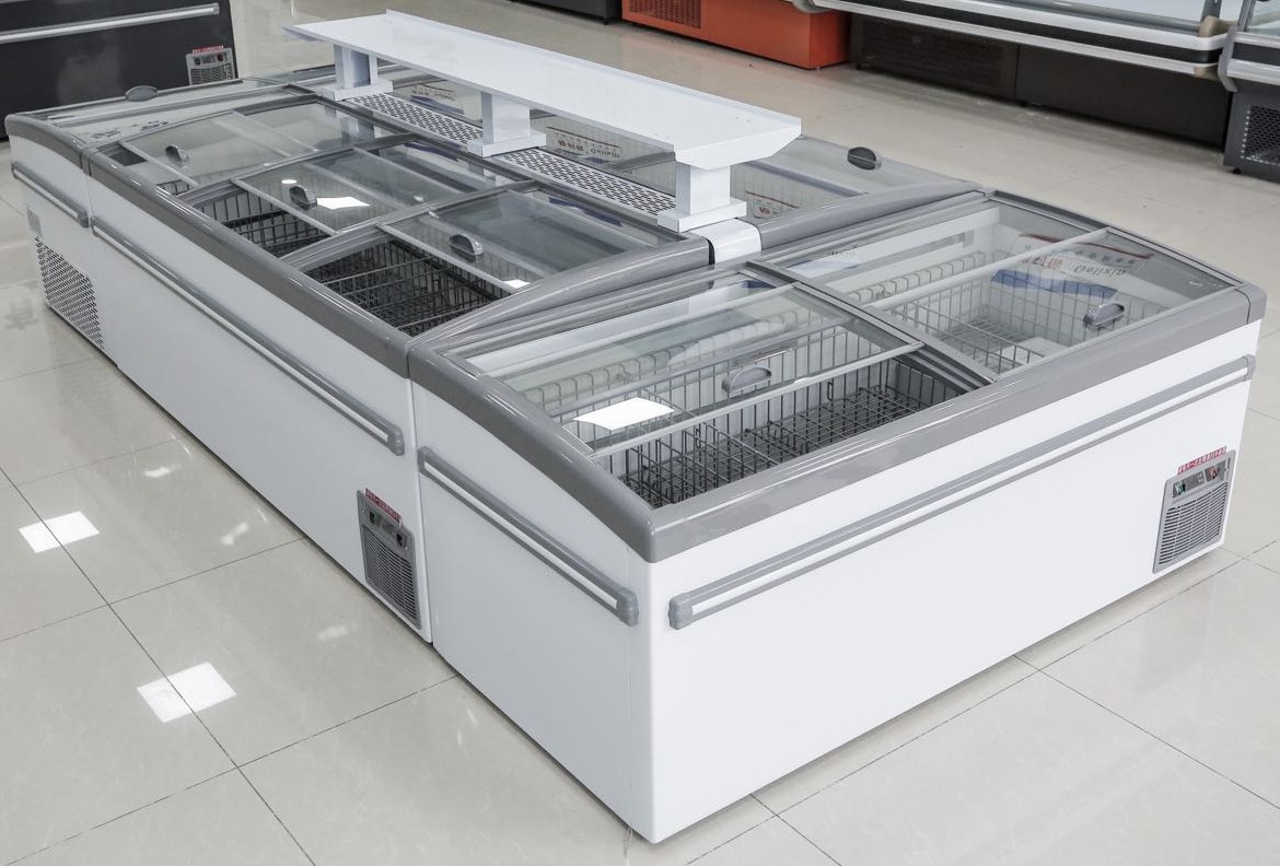 Big Capacity Glass Door Chest Freezer With Automatic Defrost R290 Refrigerant