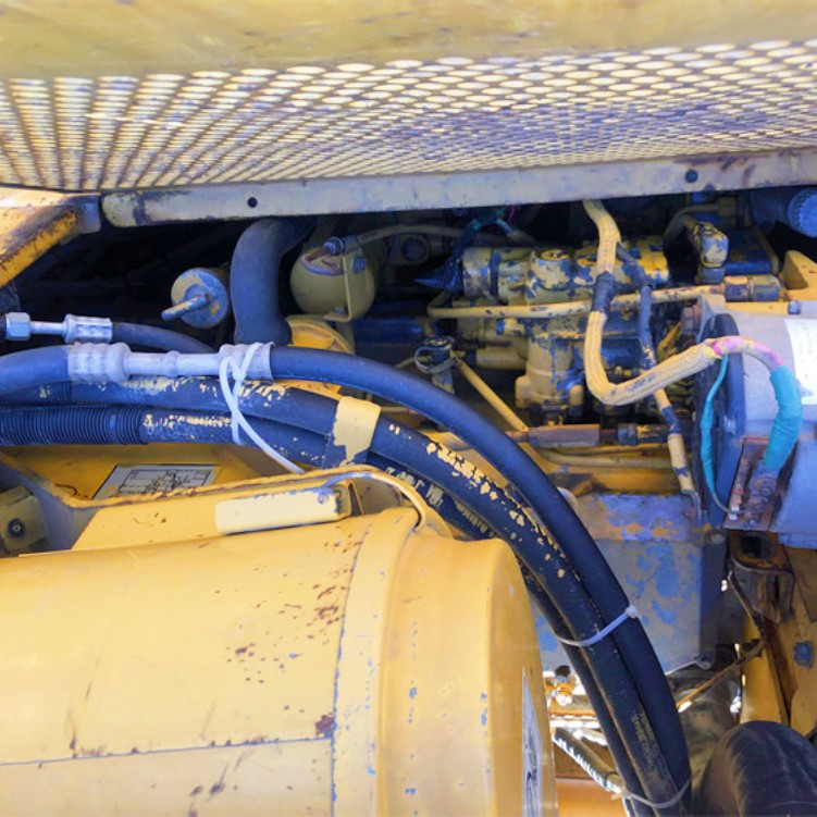 KOMATSU PC 400-8 Used Excavator 2021 Model with 47 Ton Operating Weight at Lower Cost