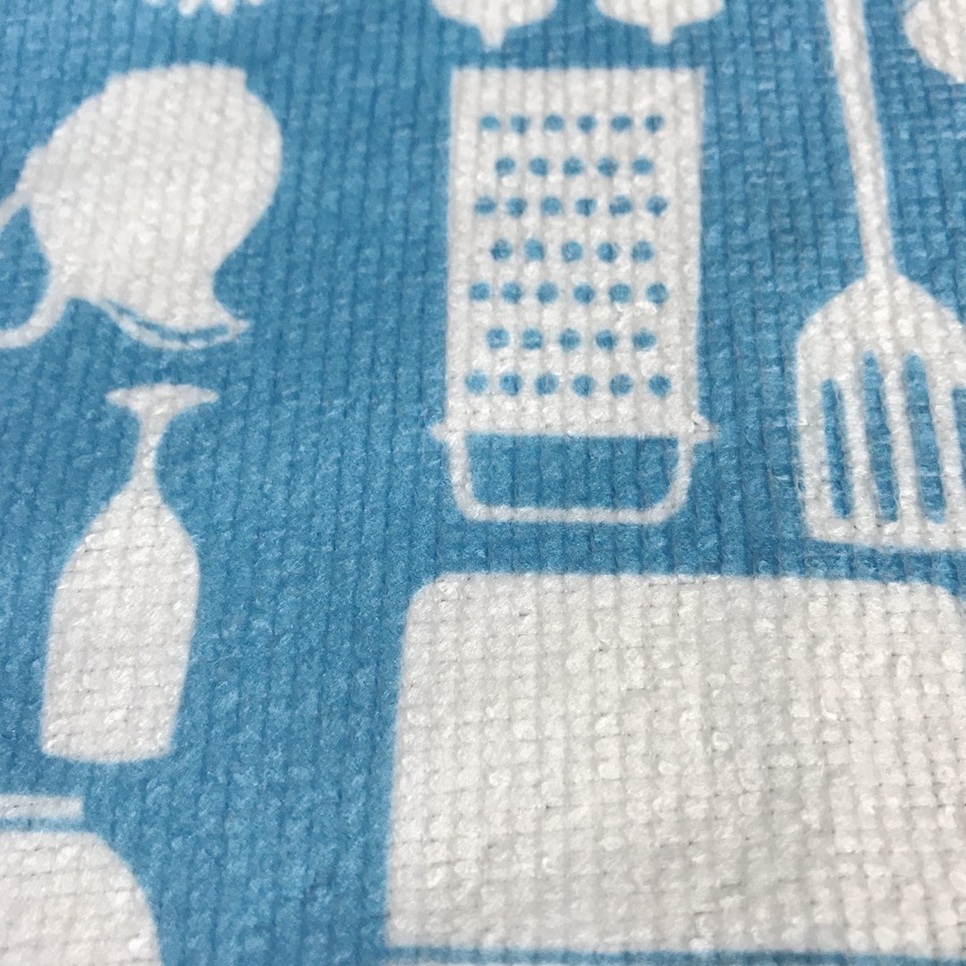 Hot saled export 100% polyester kitchen single side printed microfiber big size wipes for house keeping