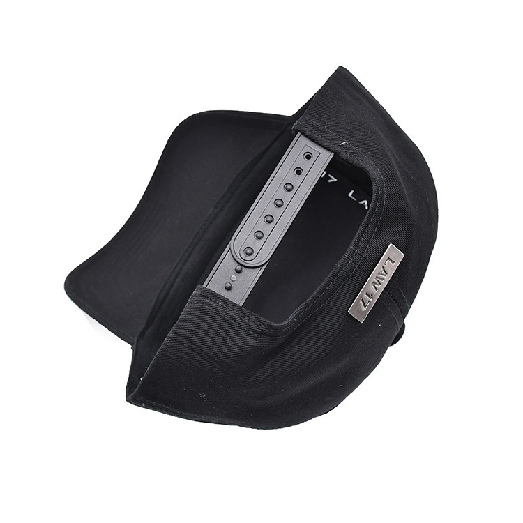 Structured 5 Panel Embroidered Baseball Caps With Metal Eyelets