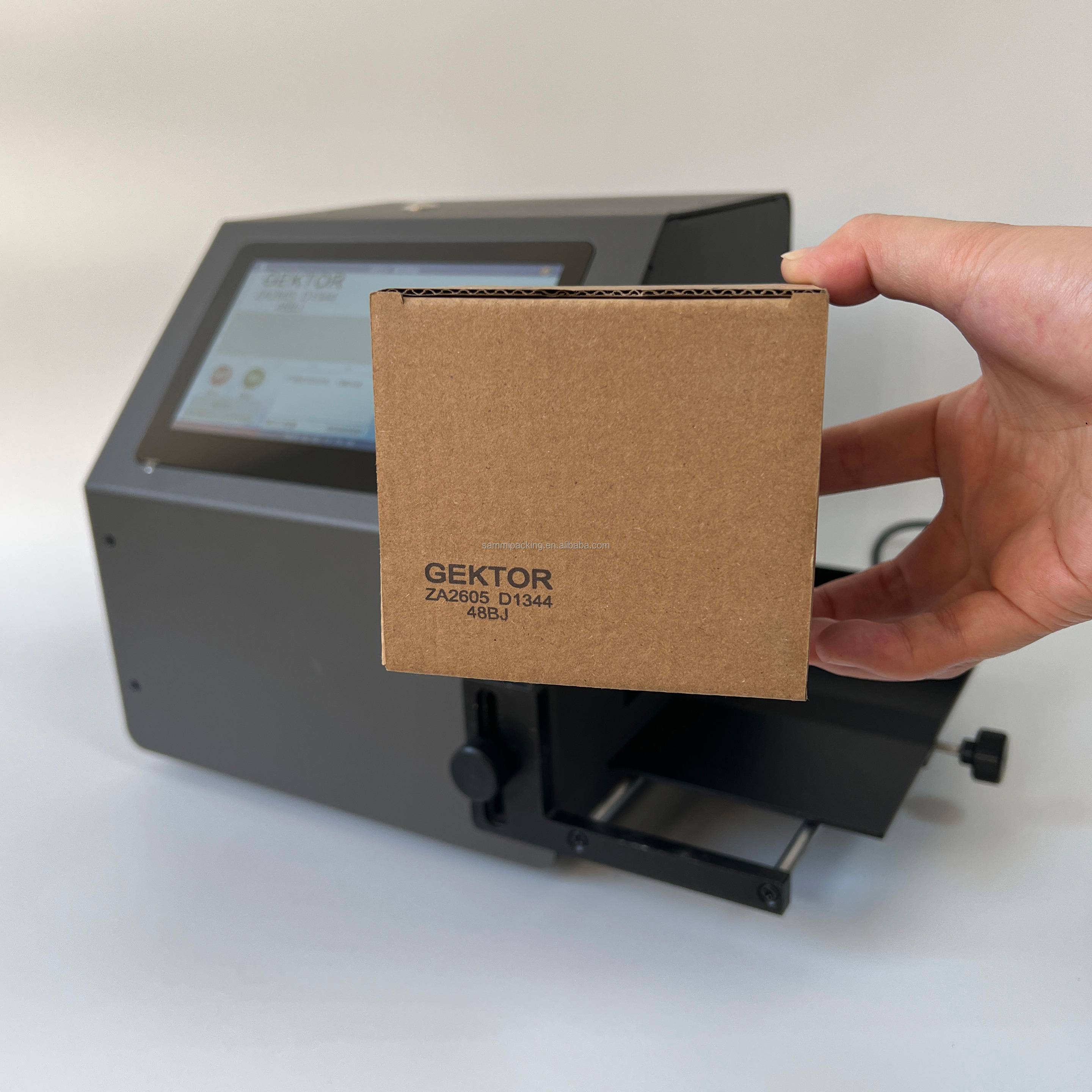 Smart Static Desktop Bottle Batch Coding Machine With Touch Screen